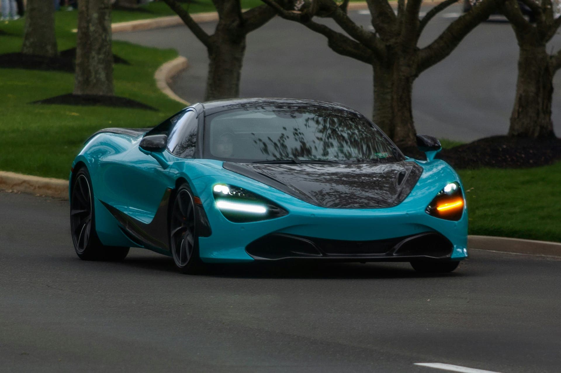 McLaren 765LT vehicle